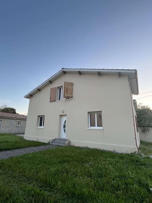La Maison Dardenne ヴィルヌーヴ・シュル・ロット エクステリア 写真